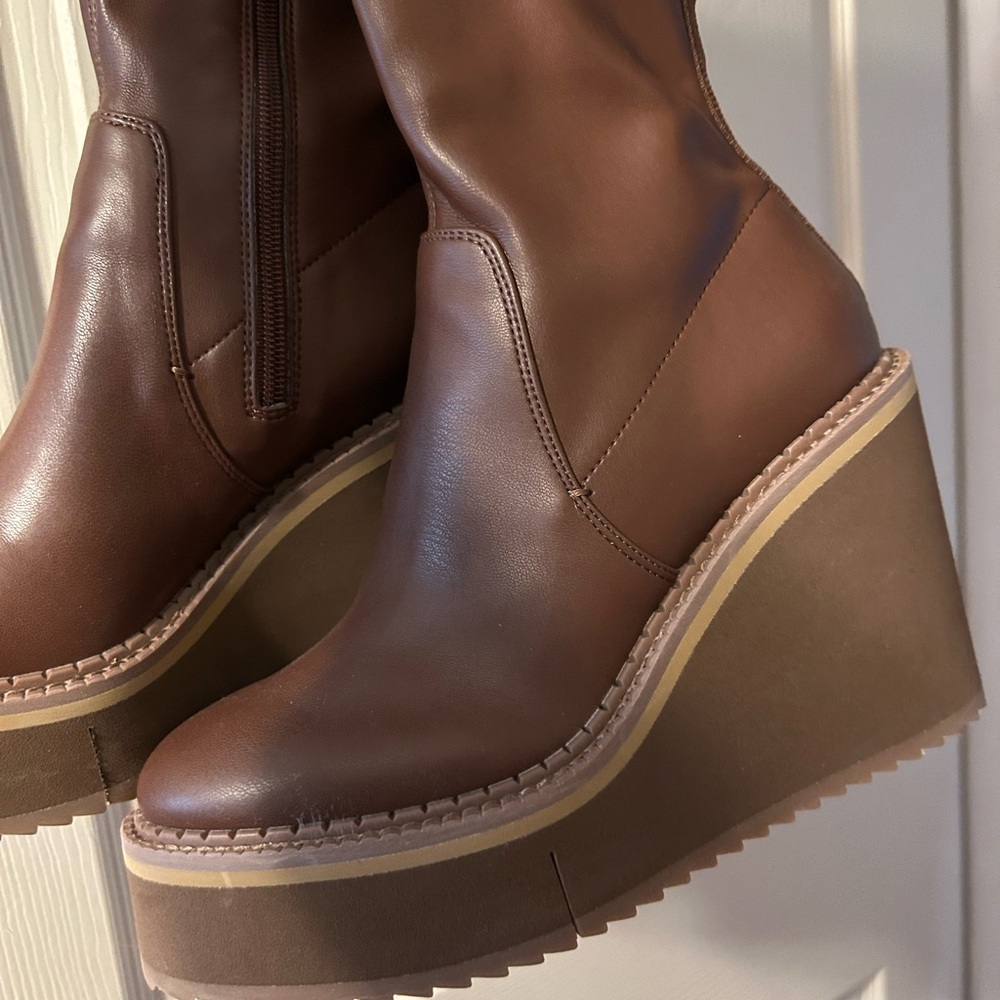 Never worn faux leather Brown Wedge Boots 7.5 - Picture 3 of 7